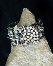 elephant sparkle bracelet