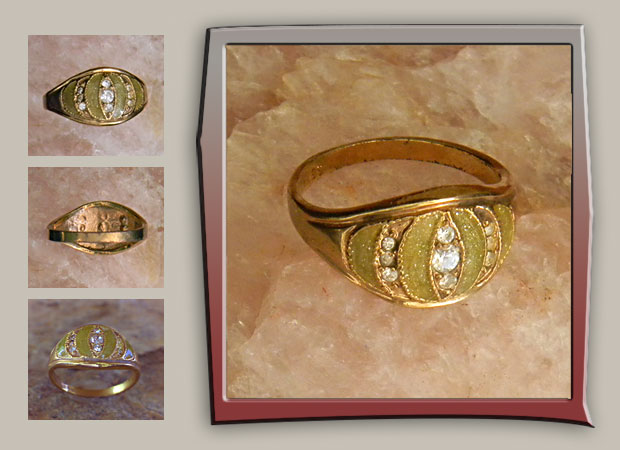 Gold Plated ring with Rhinestones Crystals and Green Sparkle